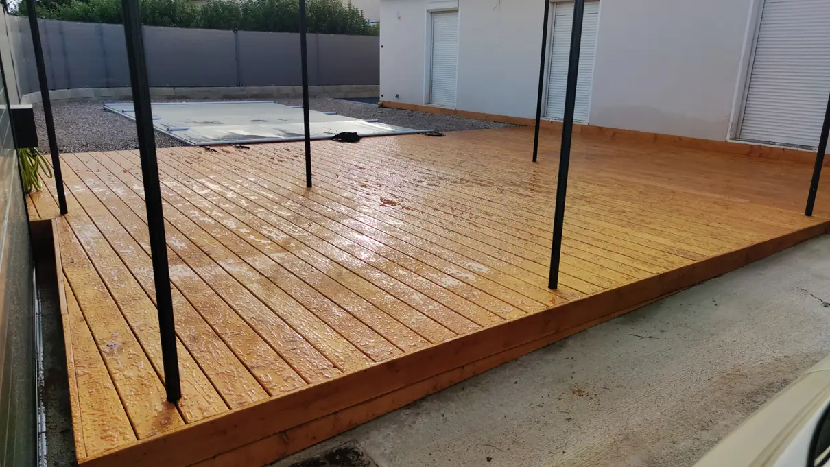 Terrasse douglas Saleilles